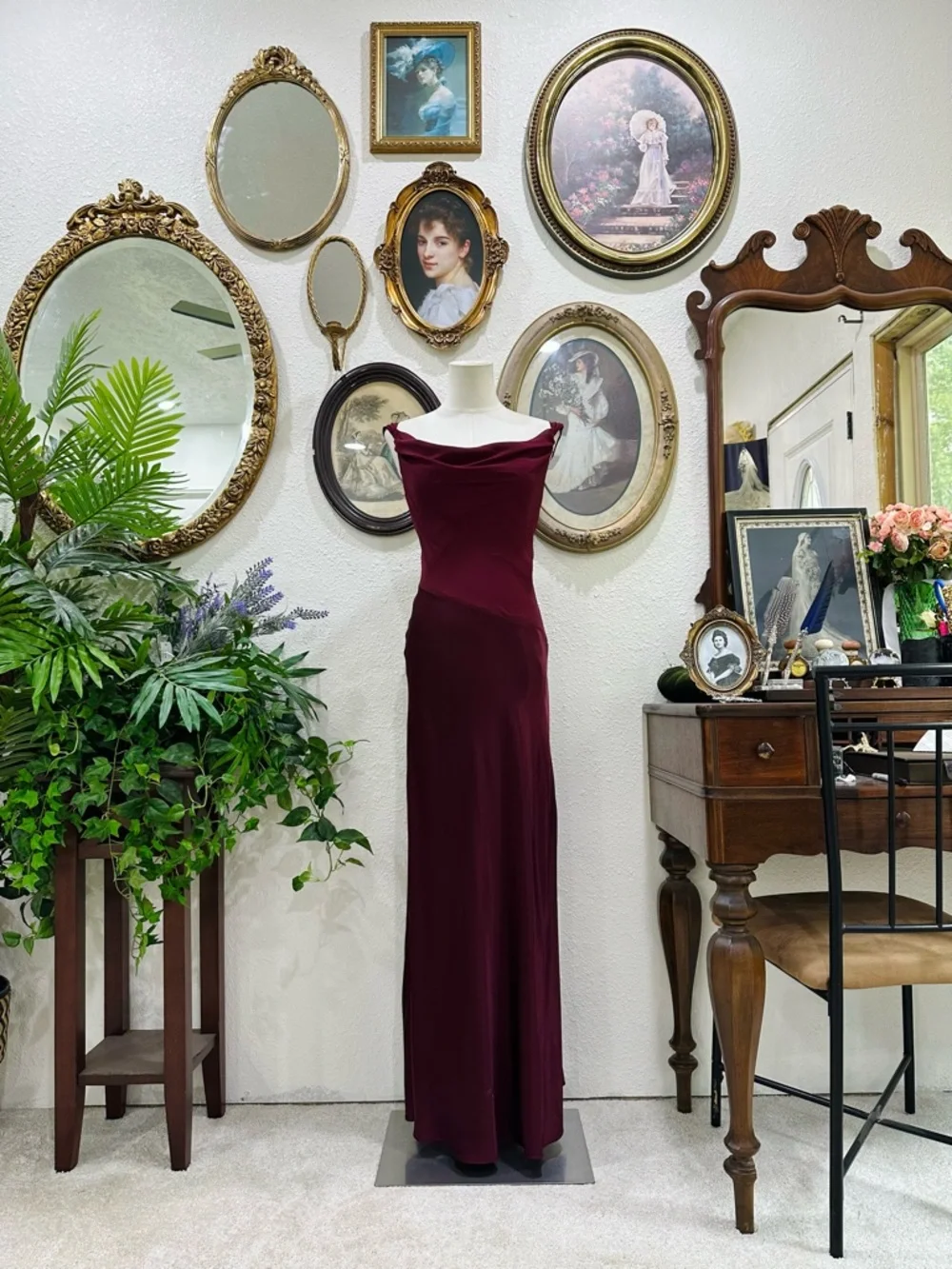 Windsor Off-Shoulder Burgundy Maxi Dress - Picture 5 of 13